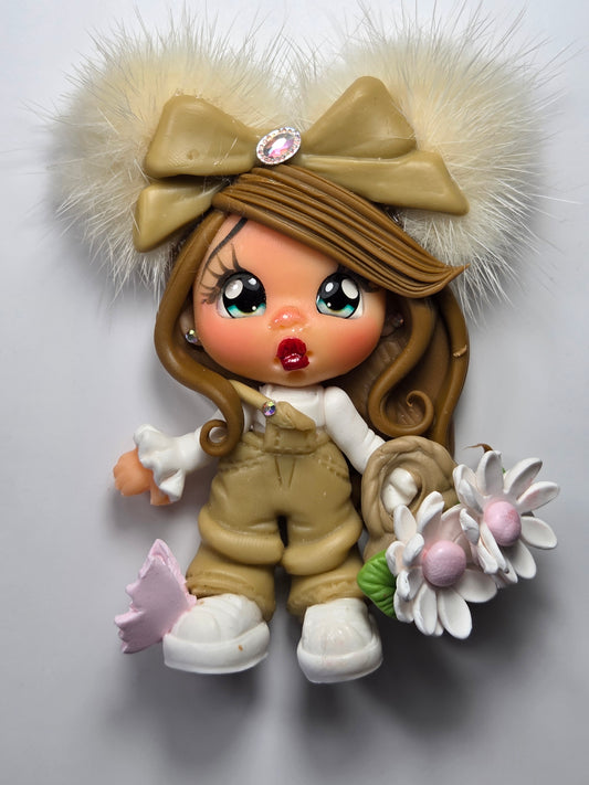 Beige pompoms